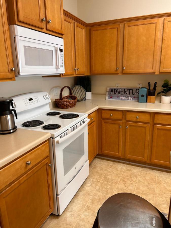 Cute And Cozy 5 Min From Carowinds Appartamento Charlotte Esterno foto