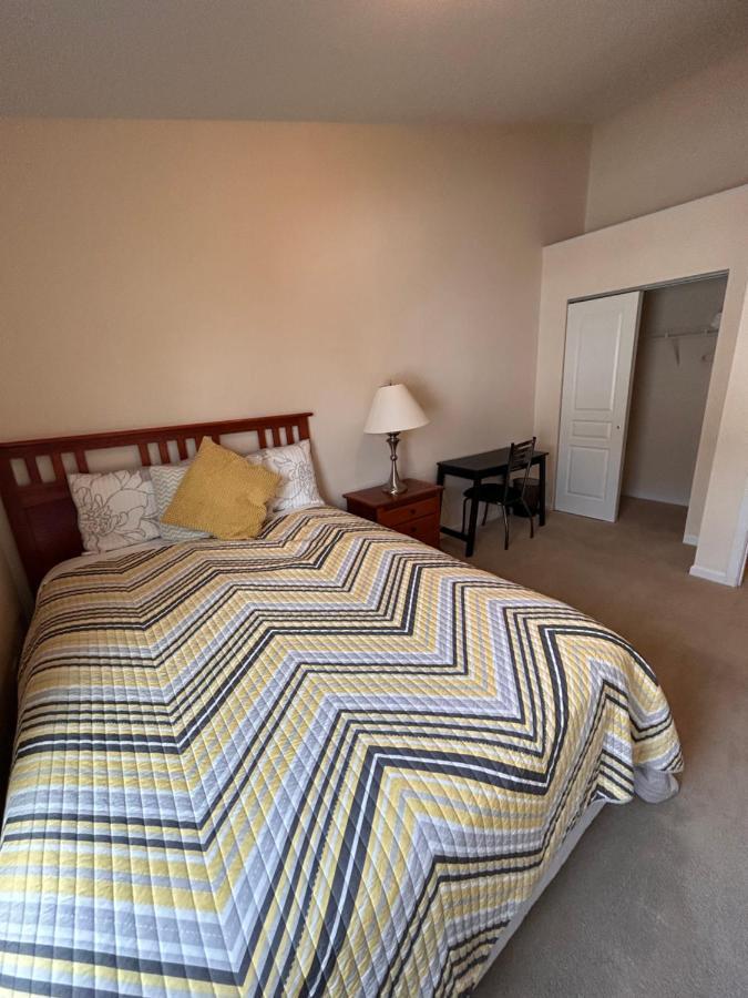 Cute And Cozy 5 Min From Carowinds Appartamento Charlotte Esterno foto
