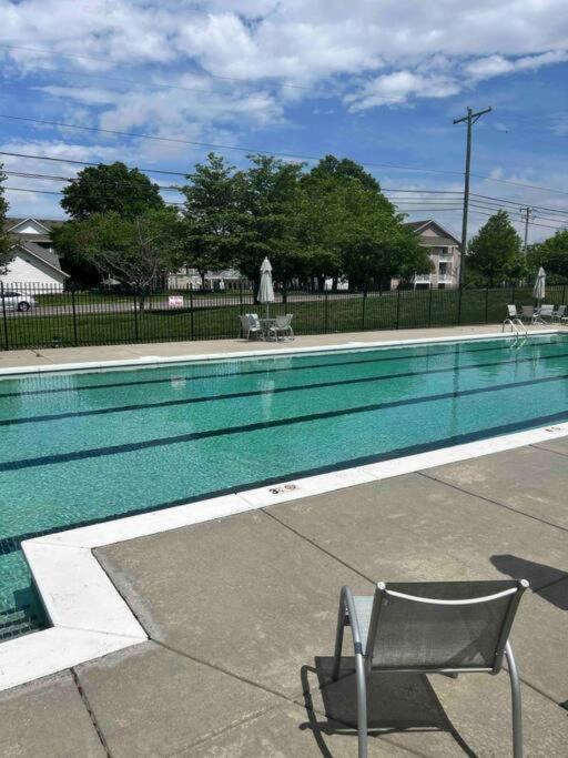 Cute And Cozy 5 Min From Carowinds Appartamento Charlotte Esterno foto